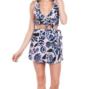 Show Me Your Mumu The Great Wrap Baja Bloom Pink Crinkle shorte Floral Pink Blue